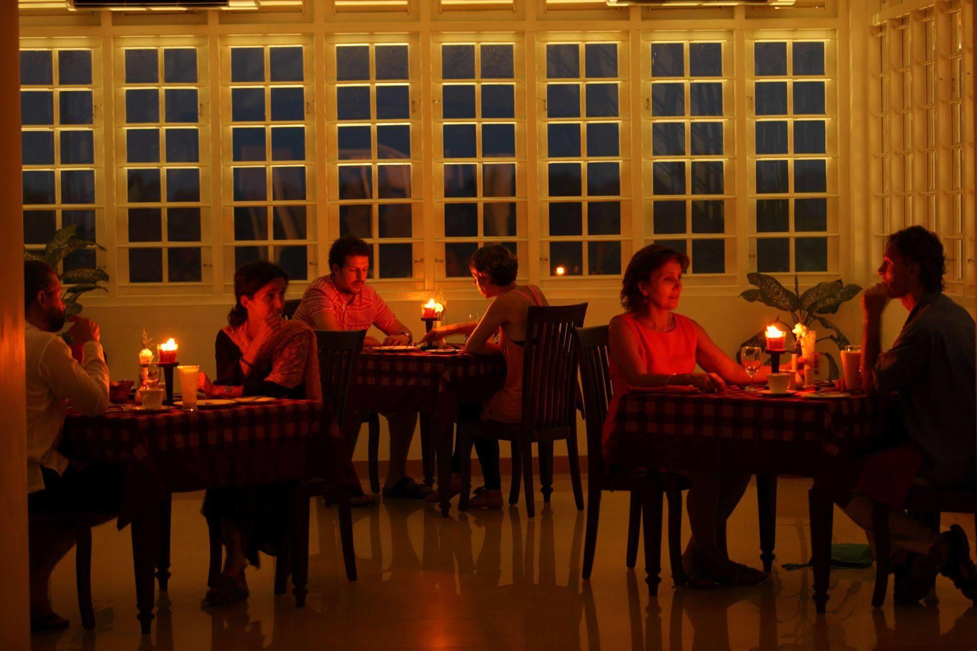 Rustic Leisures Llp Hotel Kochi Kültér fotó